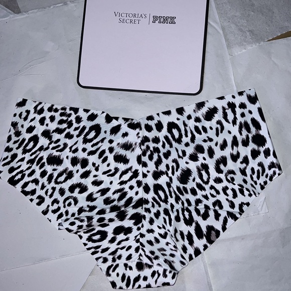 (XXL) Victoria's Secret No Show Hiphugger Underwear Panty - Picture 5 of 10